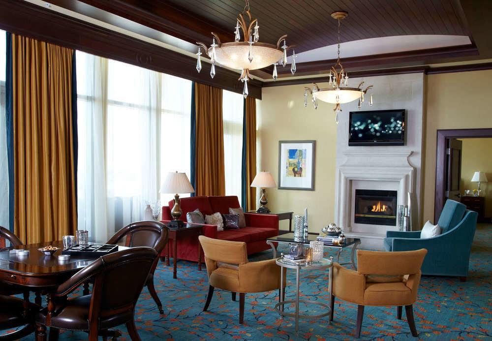 Renaissance Montgomery Hotel & Spa At The Convention Center Bagian luar foto