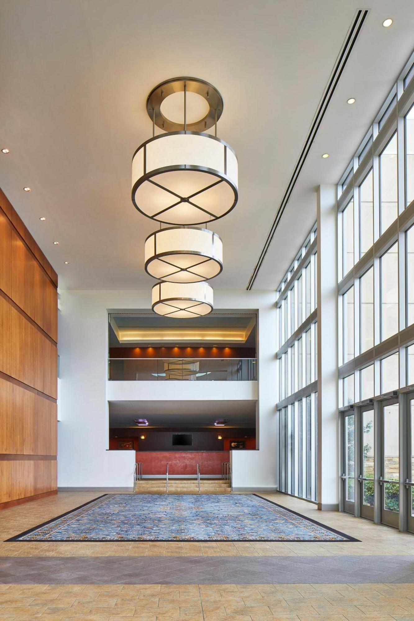 Renaissance Montgomery Hotel & Spa At The Convention Center Bagian luar foto