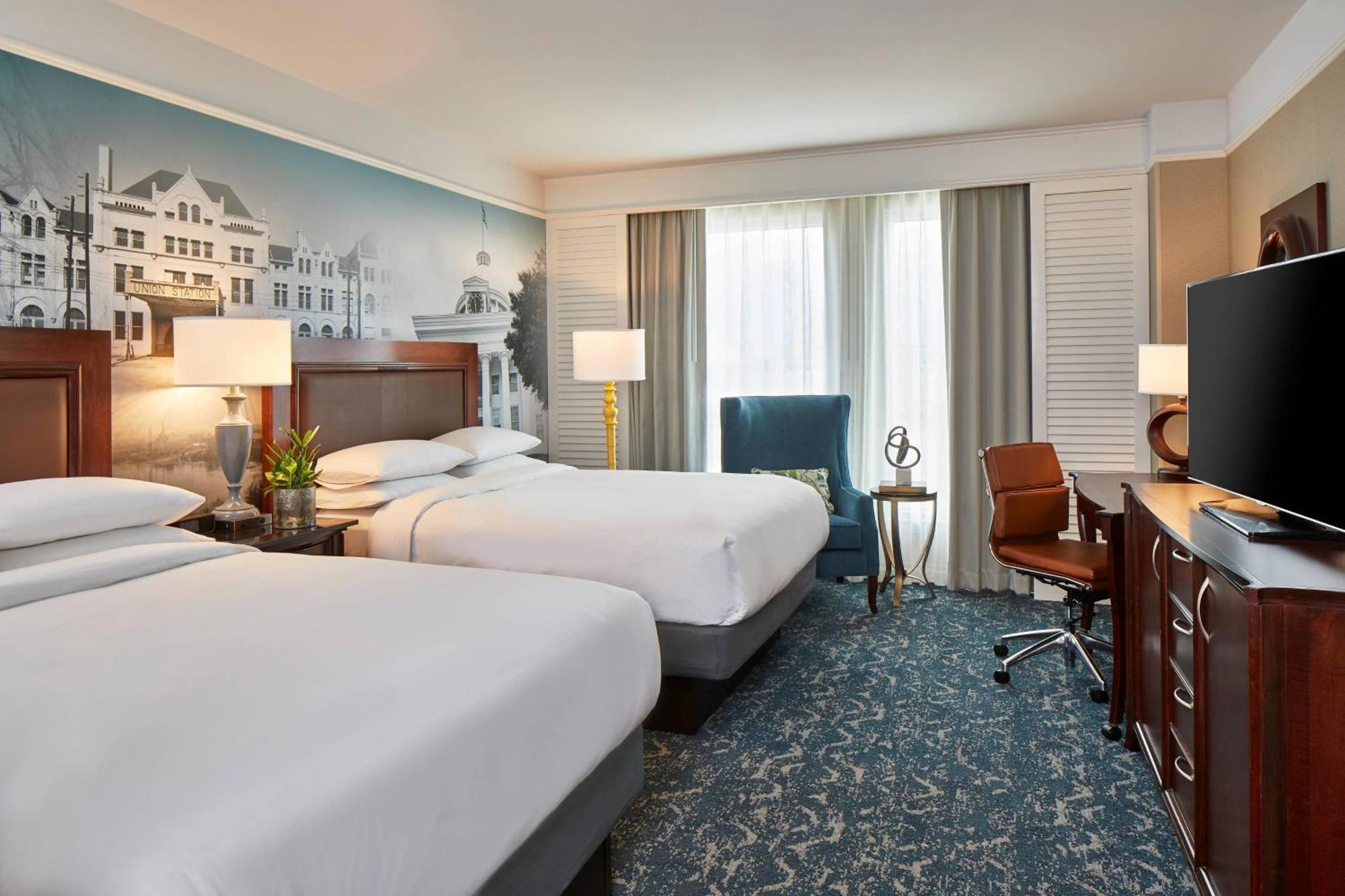 Renaissance Montgomery Hotel & Spa At The Convention Center Bagian luar foto